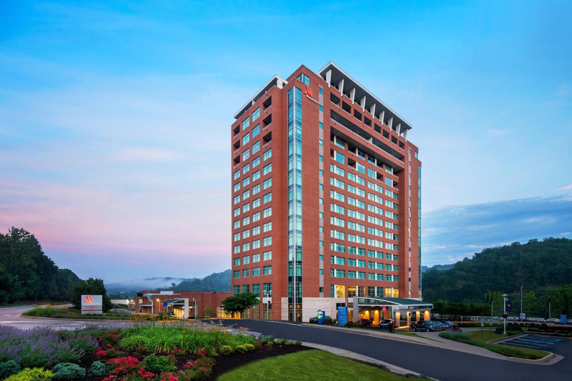 Morgantown Marriott At Waterfront Place Экстерьер фото
